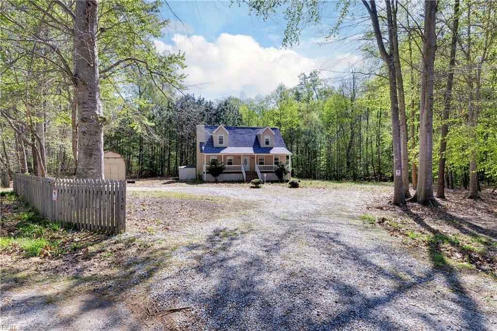 150 Campbell Ln  