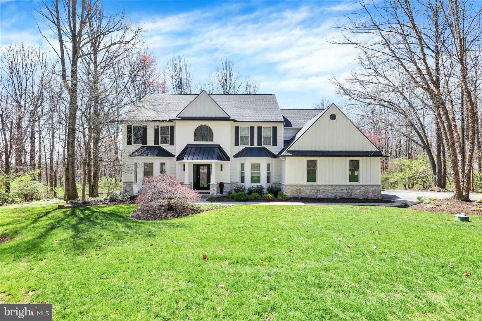 207 KATHLEEN Way  