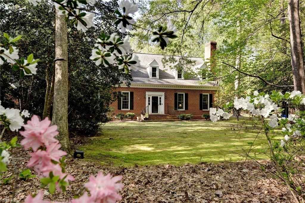 103 Periwinkle Dr  