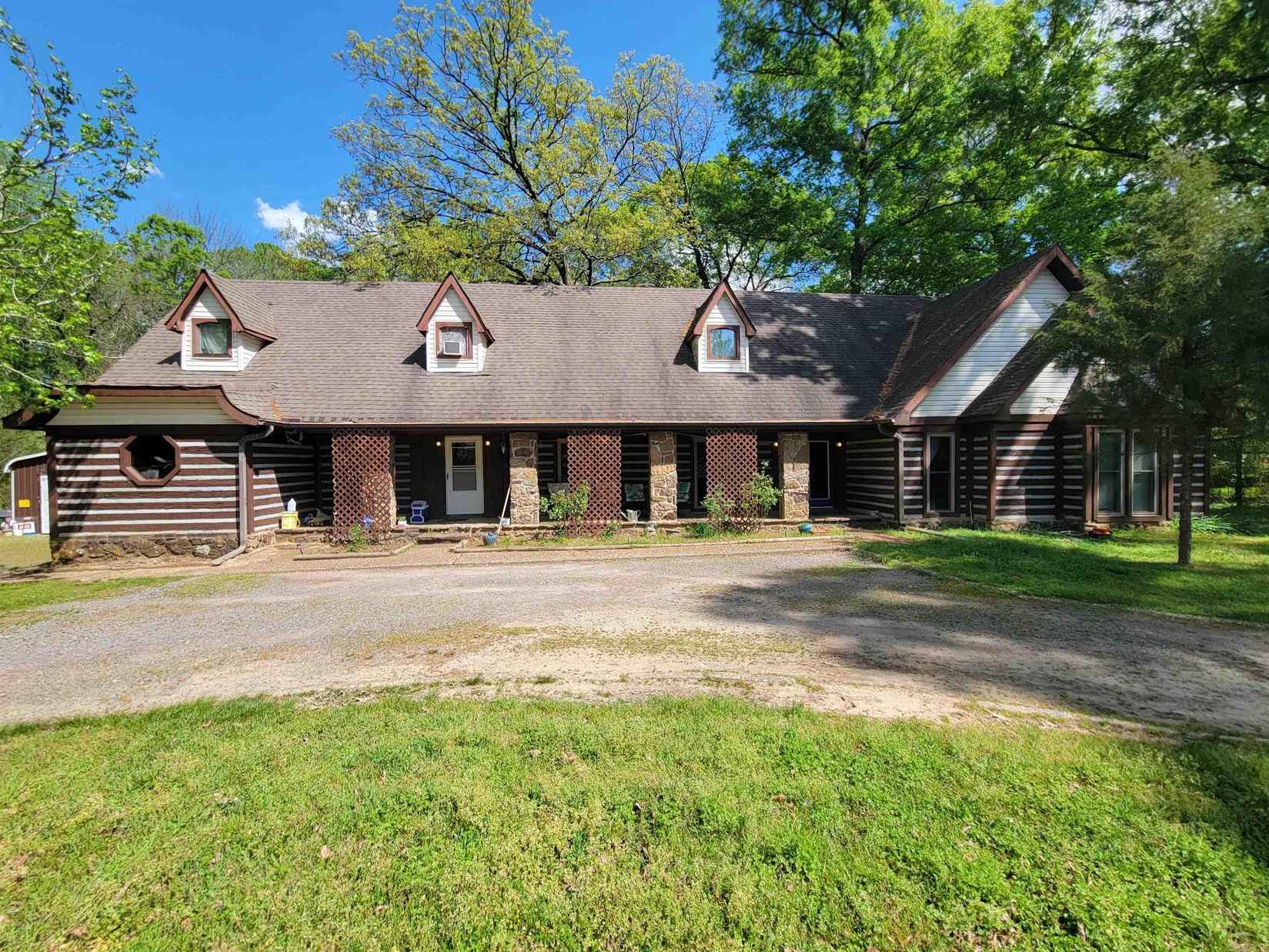 16 Western Hls  