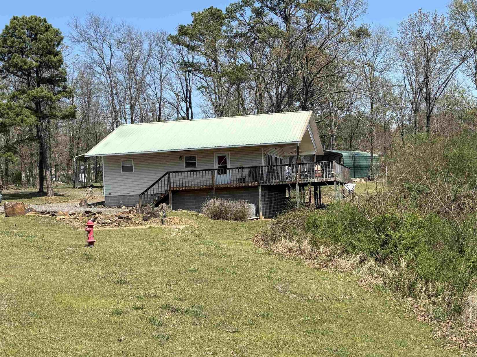 225 Irish Hls Rd  