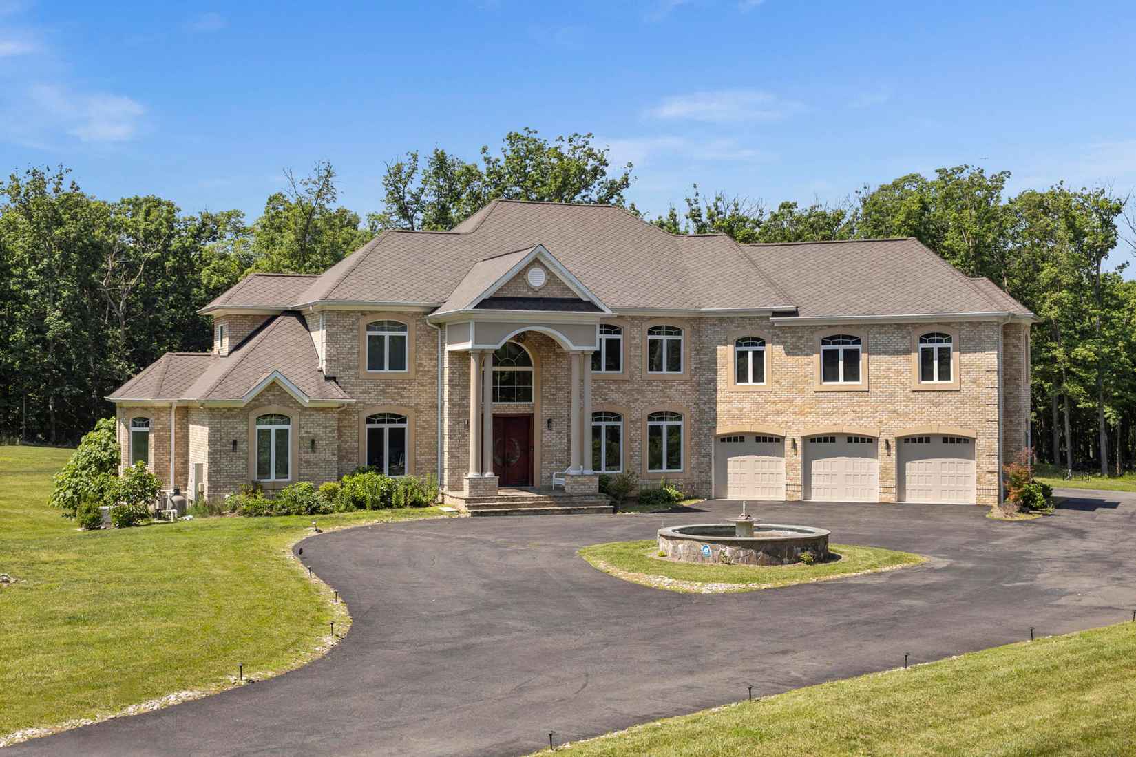 5848 Doyle Rd  