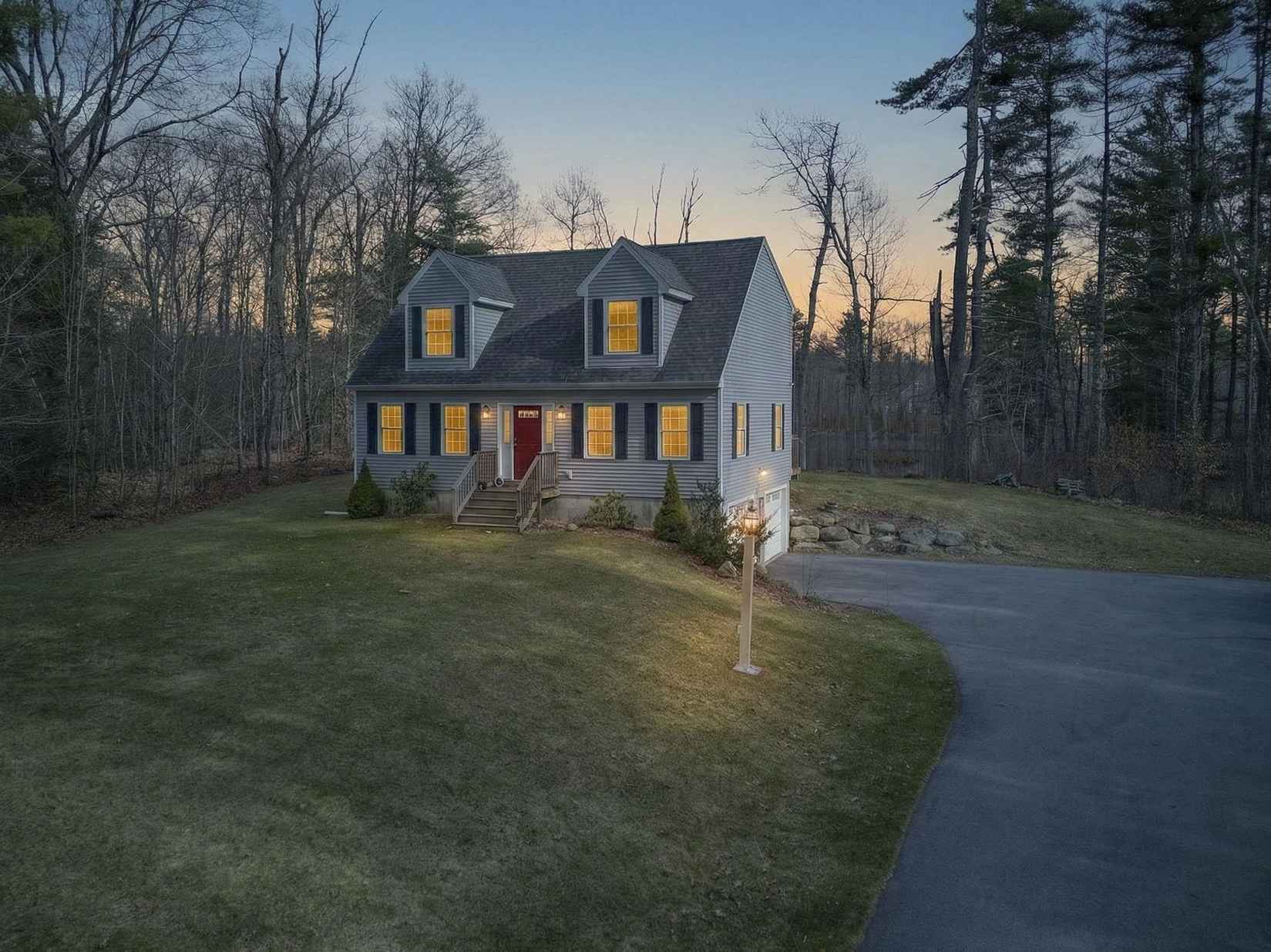 274 Pleasant St  
