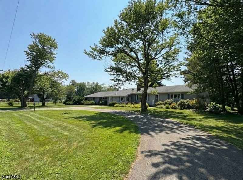 251 Old Tpke Rd  
