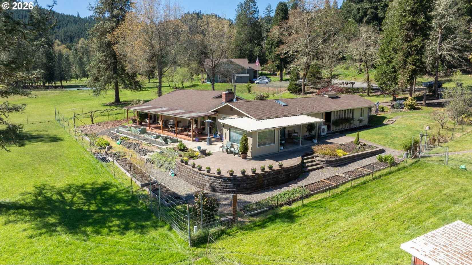 1868 LARSON Rd  