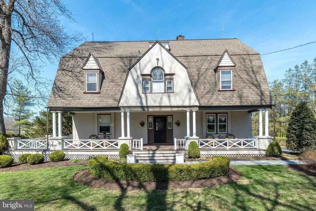 1633 GRASSHOPPER Ln  