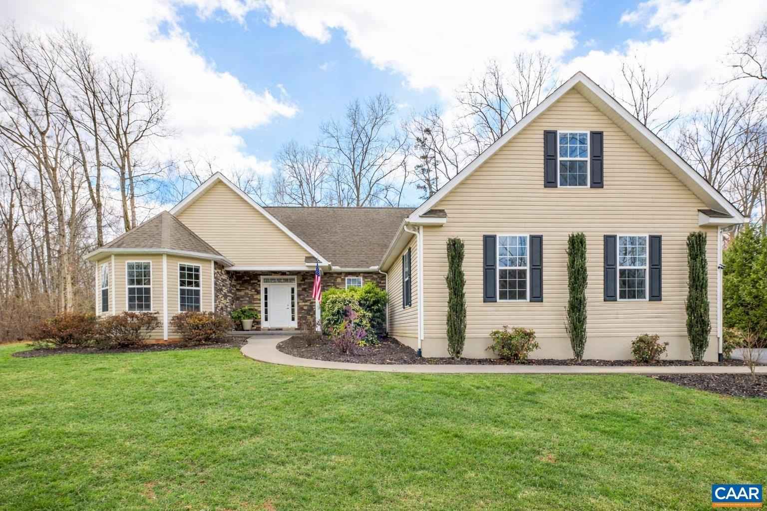 612 LONDON Ct  