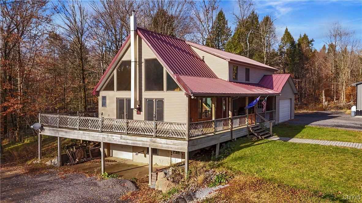 8483 Edwards Rd  