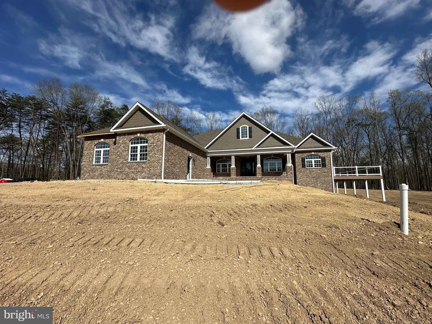 2225 CEDAR Grv Rd  