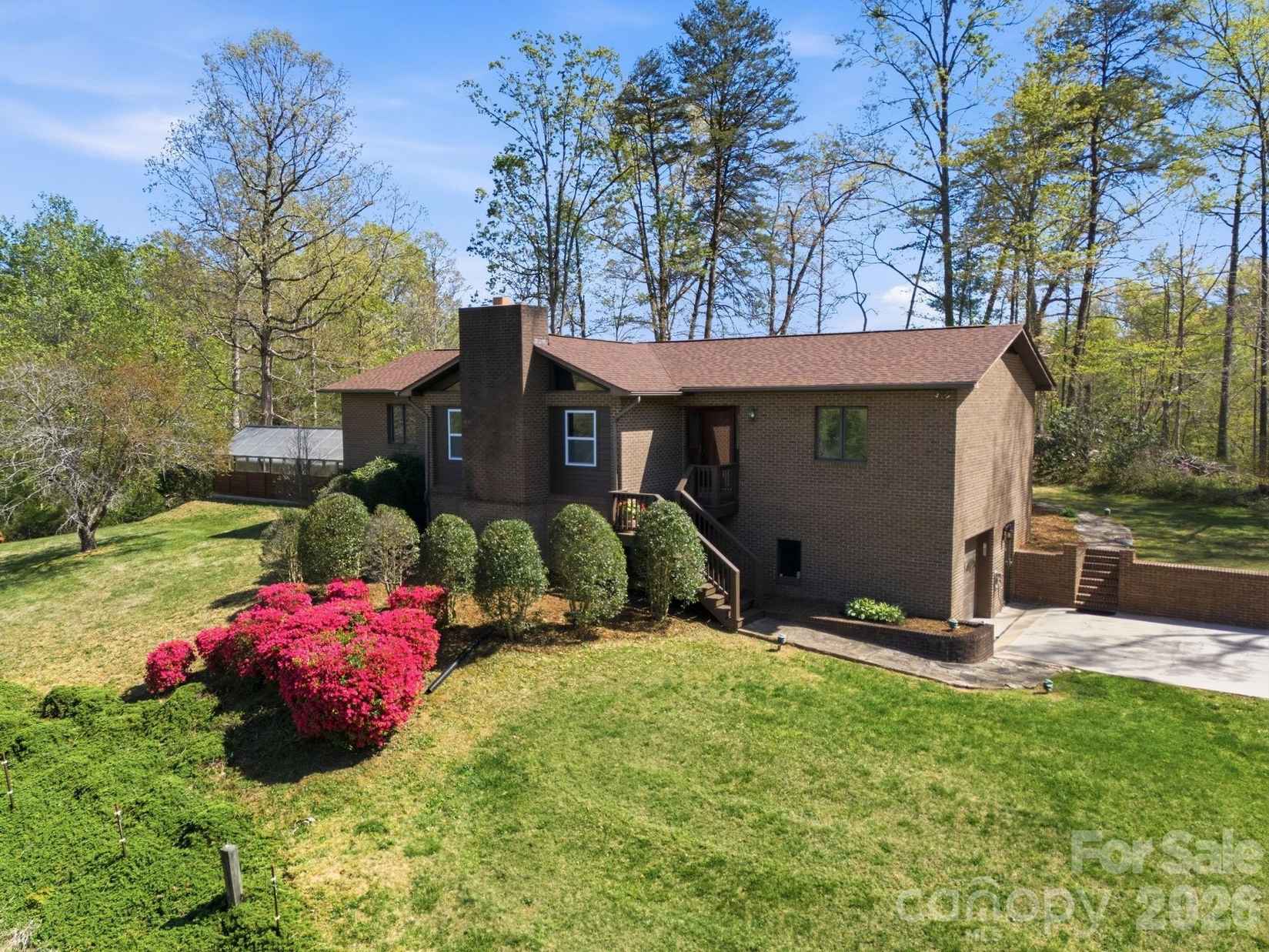 573 577 Randolph Rd  