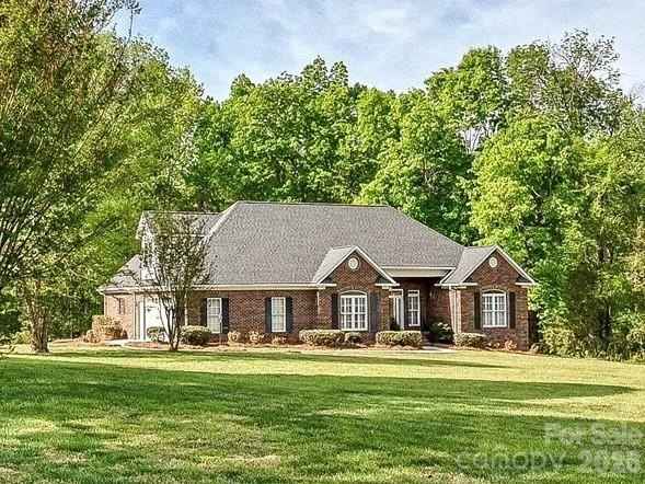 10896 Pioneer Ml Rd  