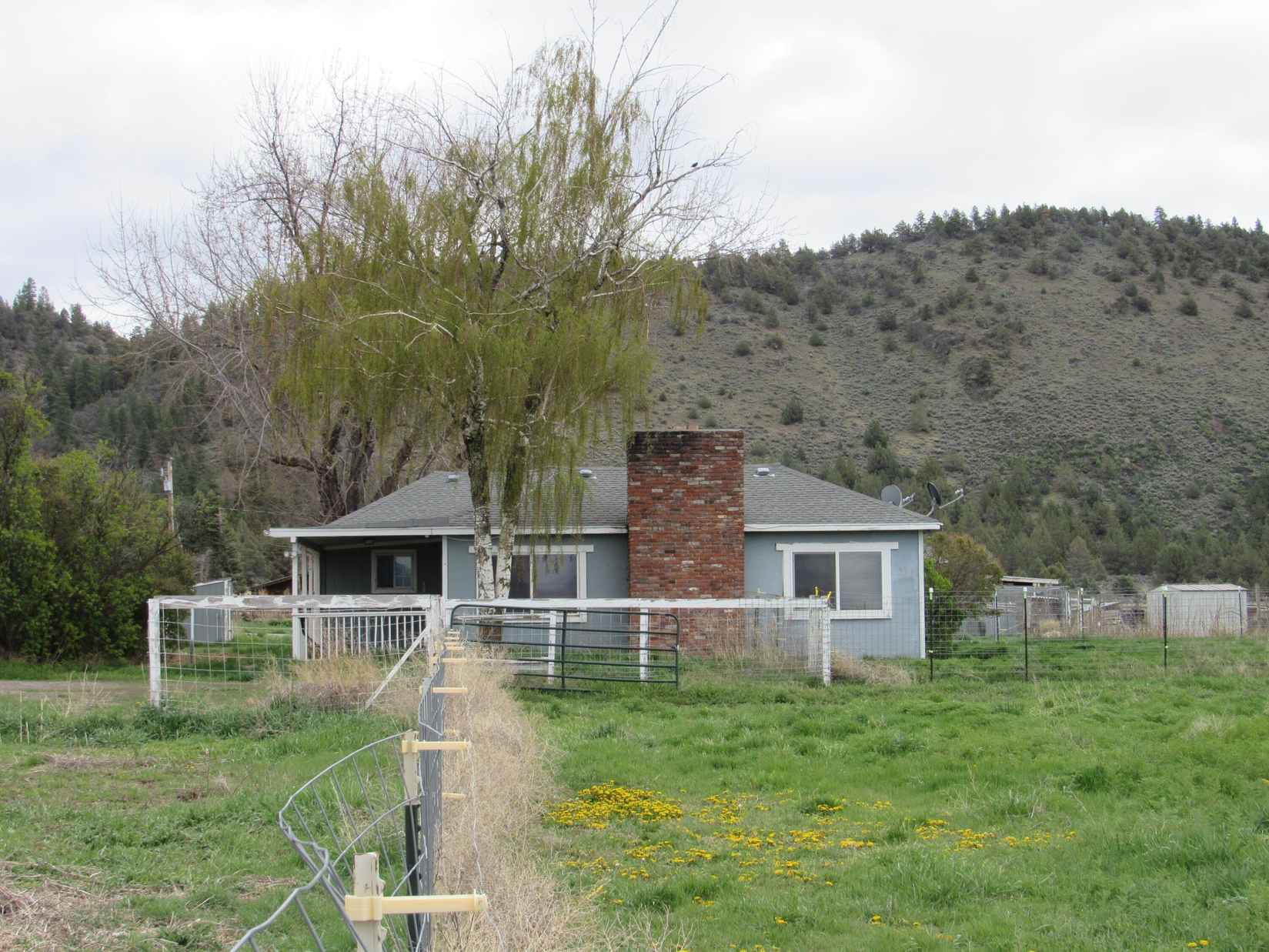 29277 N Highway 97 N  