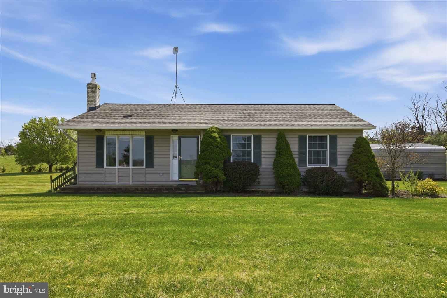 132 BEDROCK Ln  