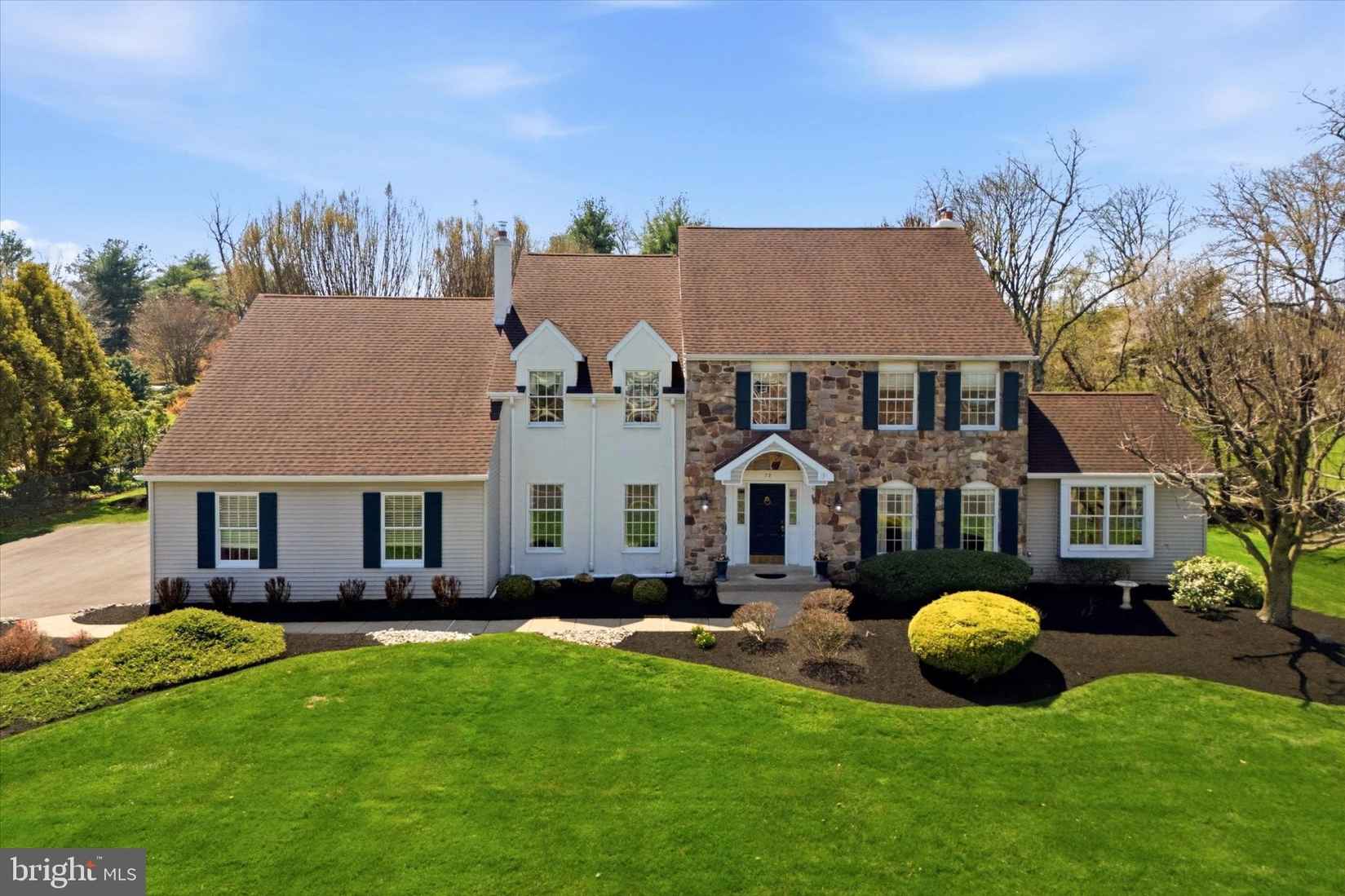 72 BOBBIE Dr  