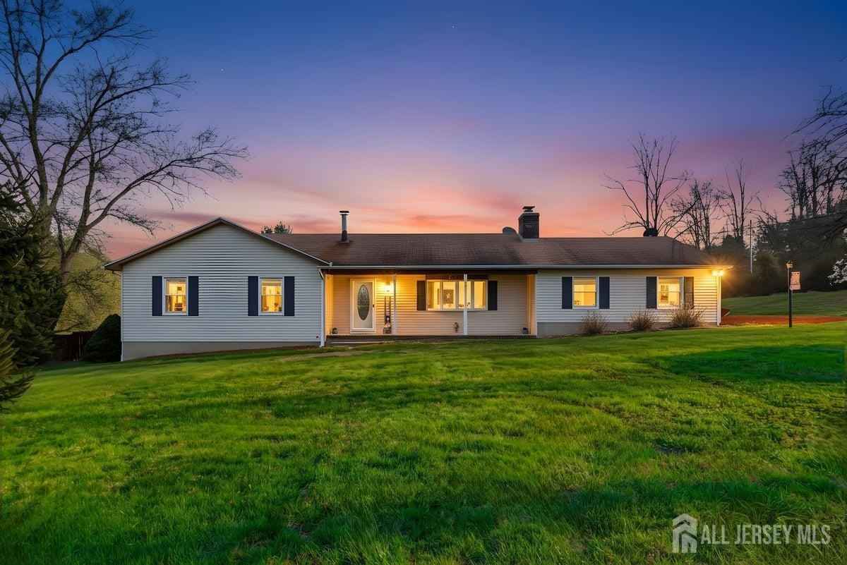 16 Hogback Rd  