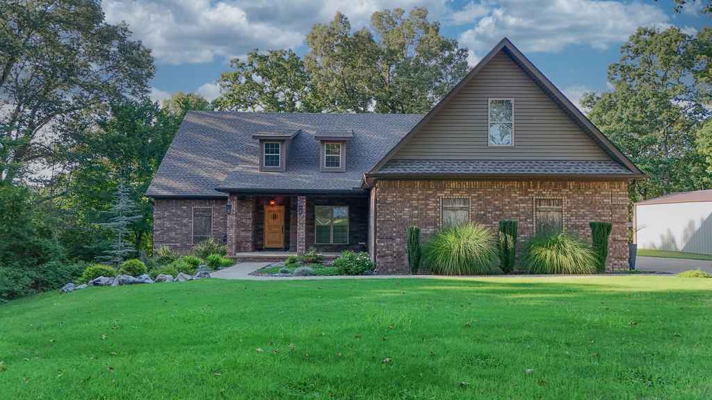 4910 Peachtree  