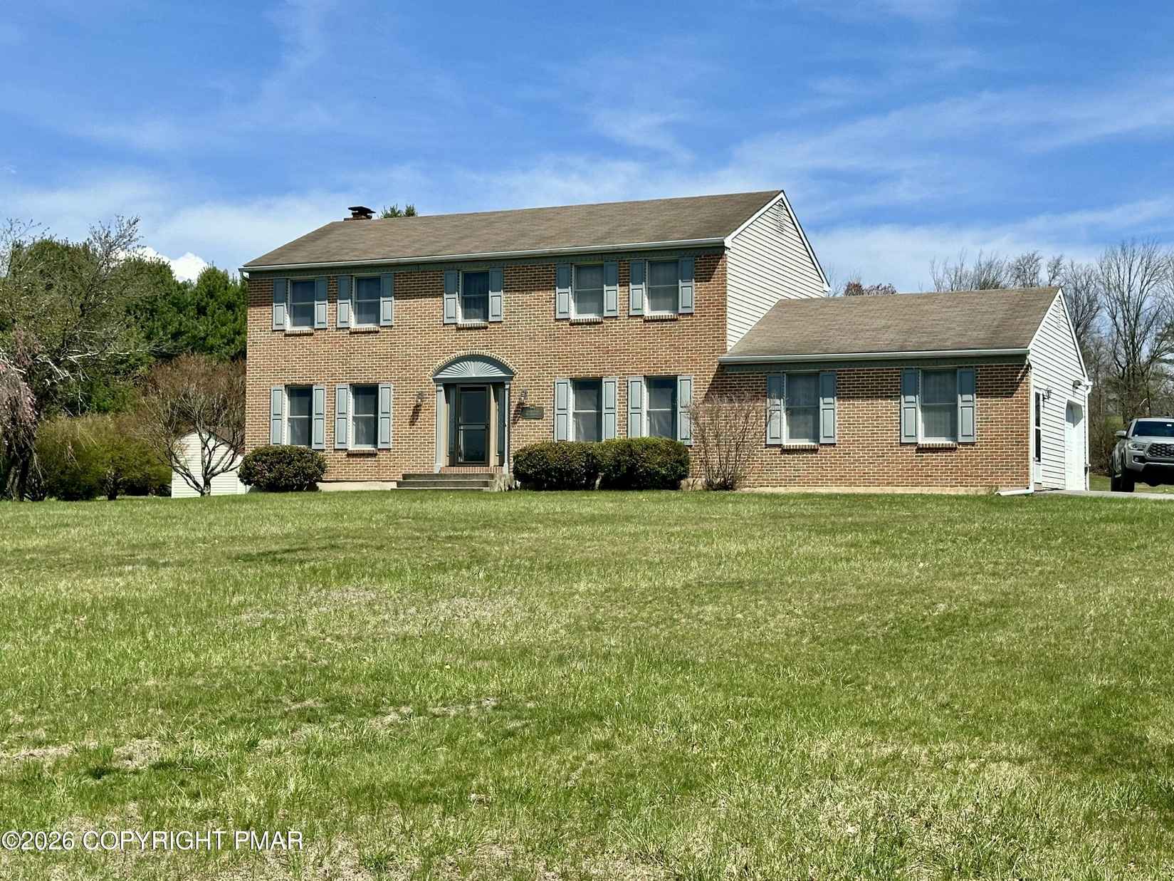 125 Vanbuskirk Dr  