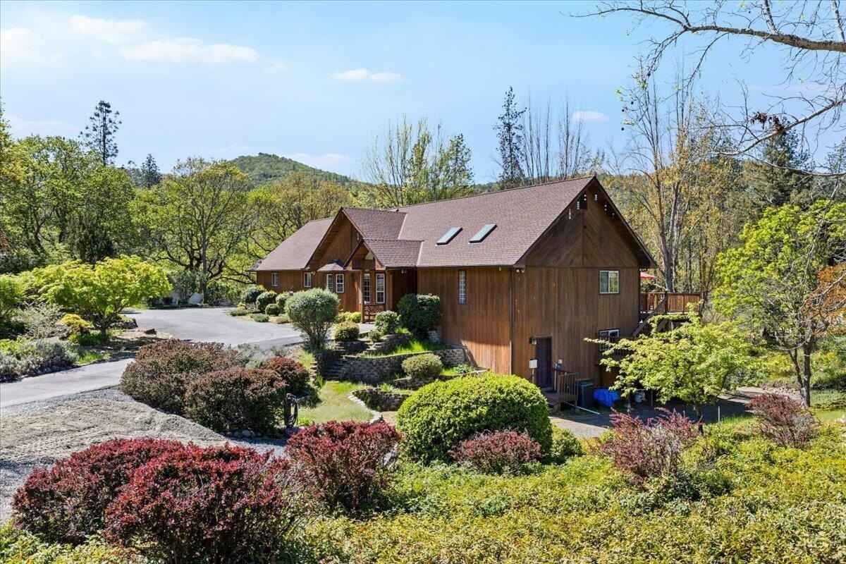 8959 John Day Dr  