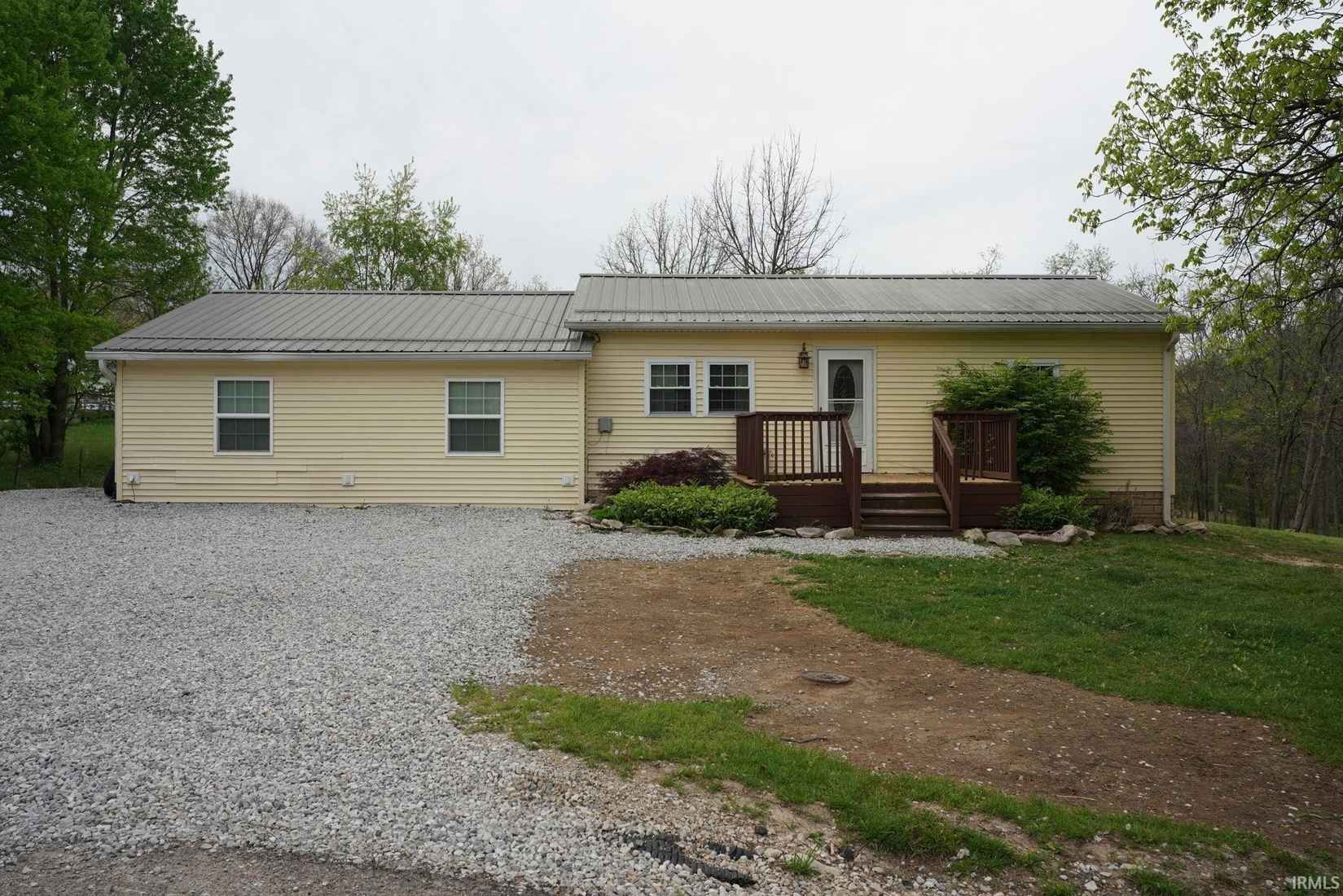 54 MADDOX Ln  