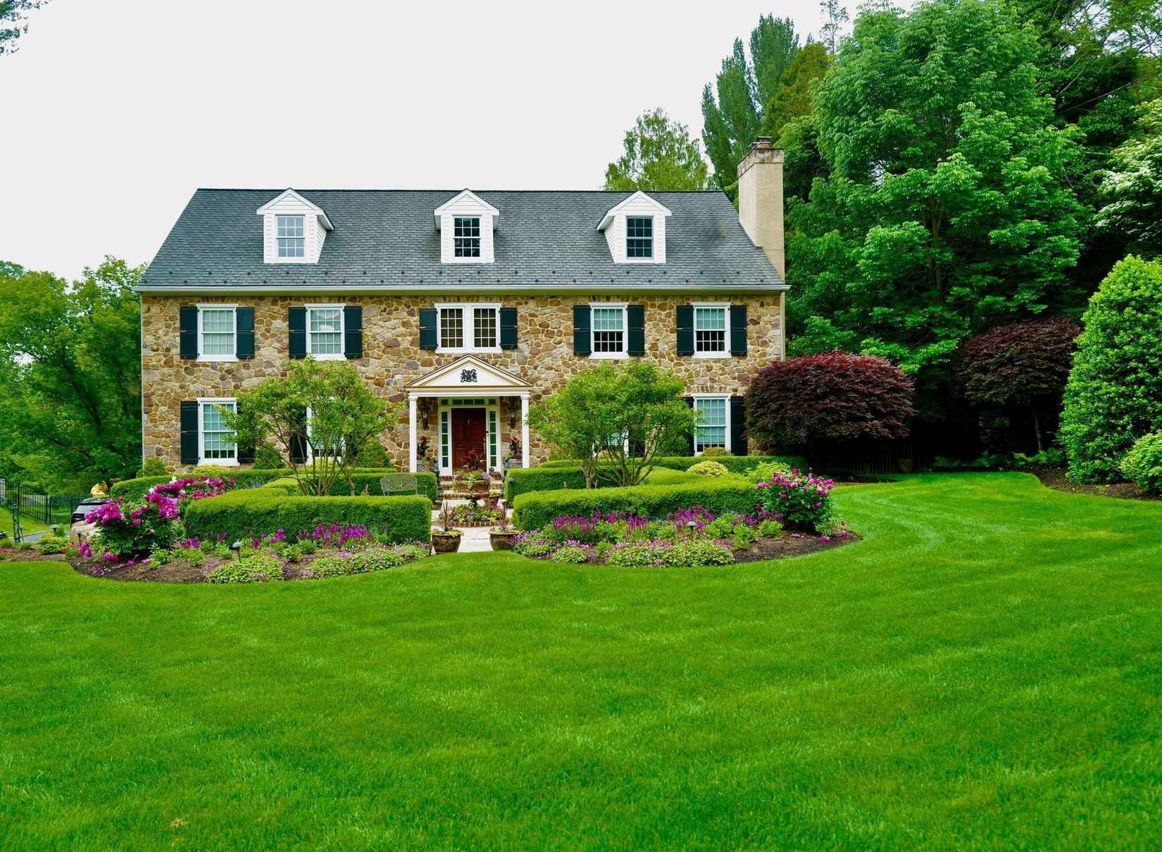 825 HAGYS FORD Rd  