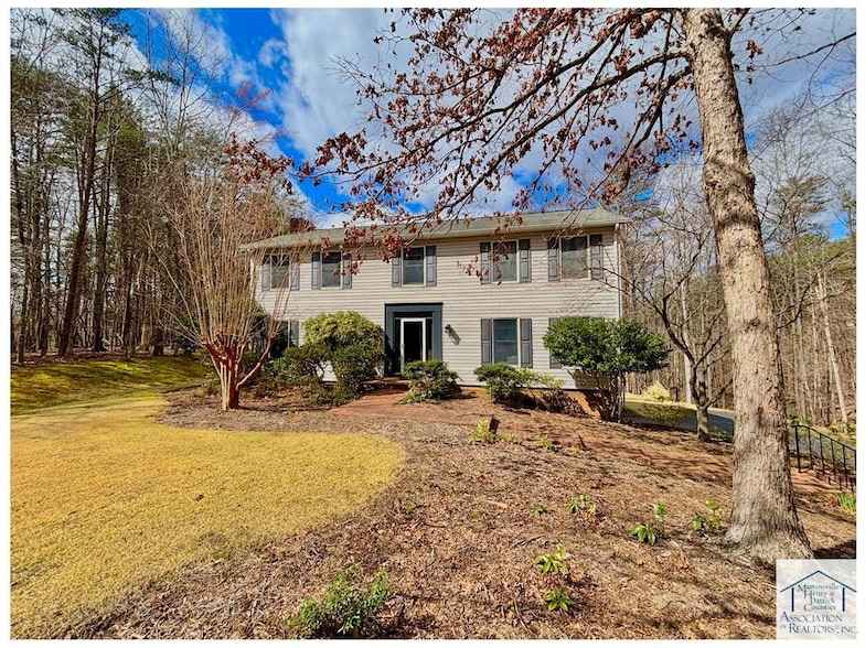 400 Stonewall Jackson Trl  