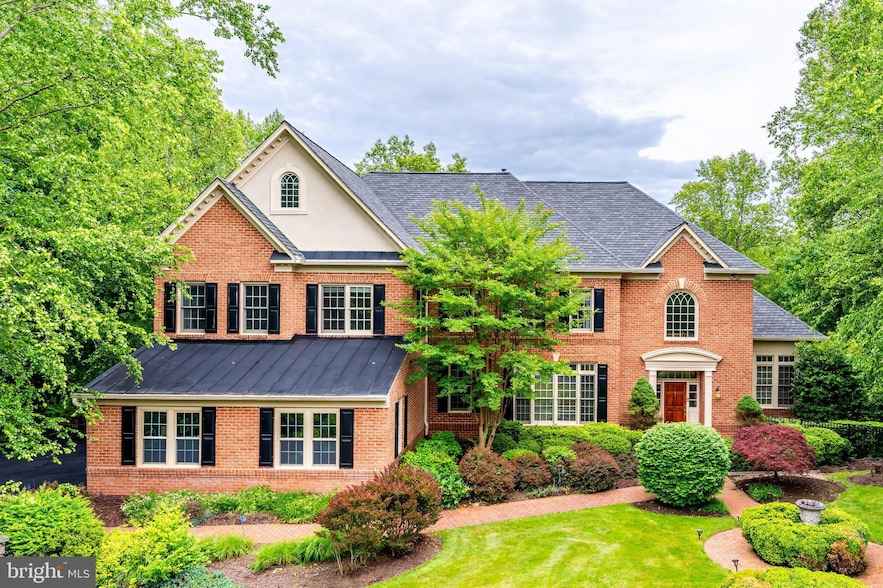 891 Chinquapin Rd  