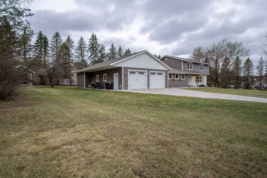 E4085 Woodfield Rd  