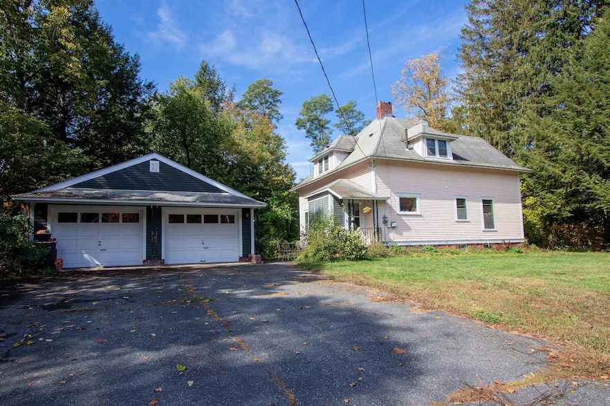 225 Charles St  