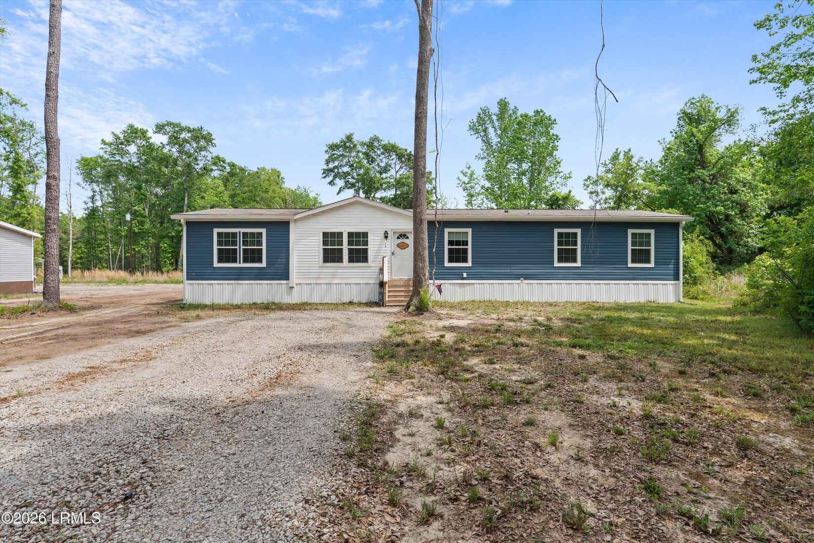 48 Community Center Rd  