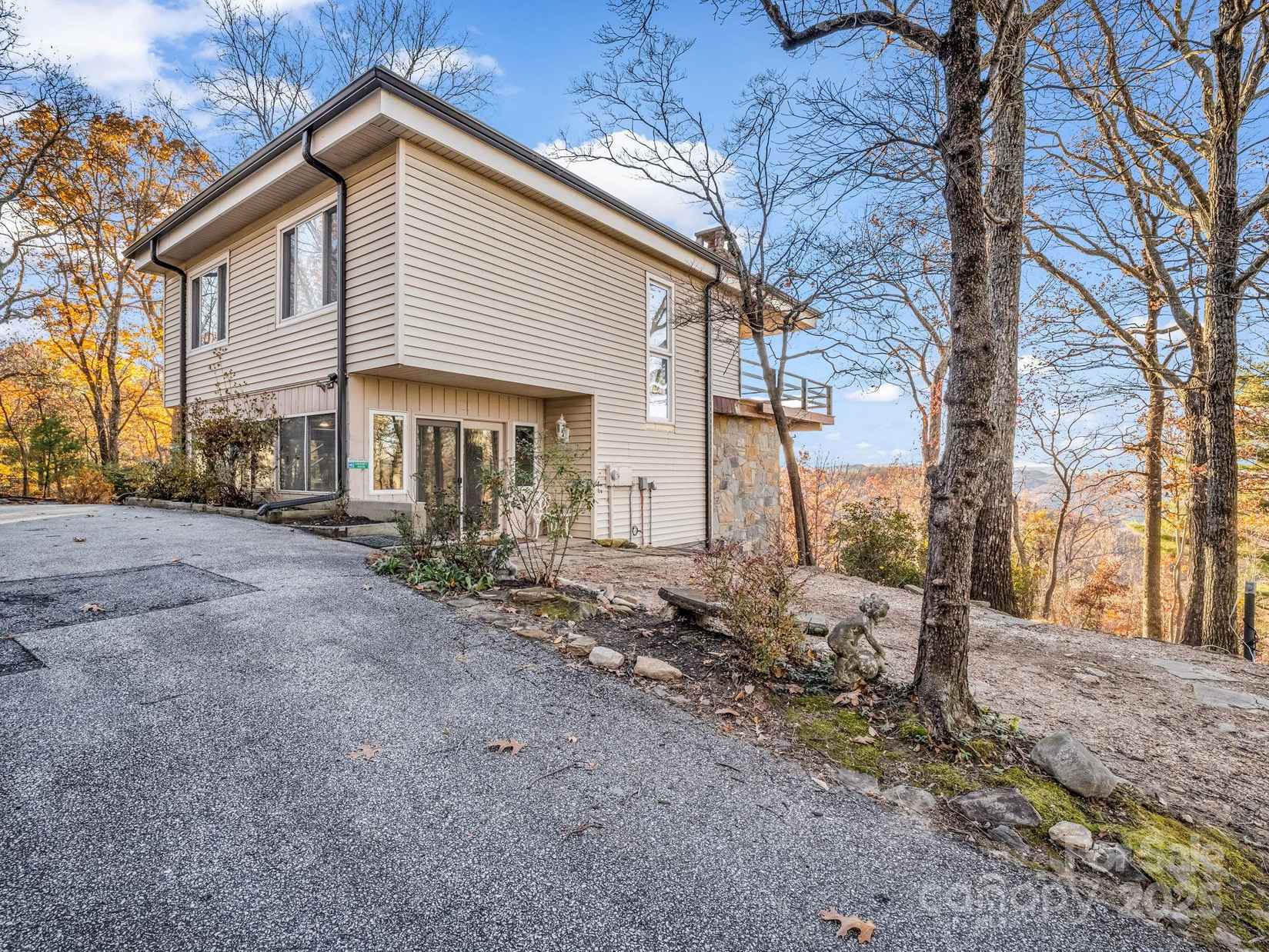 104 Little Fls Dr  