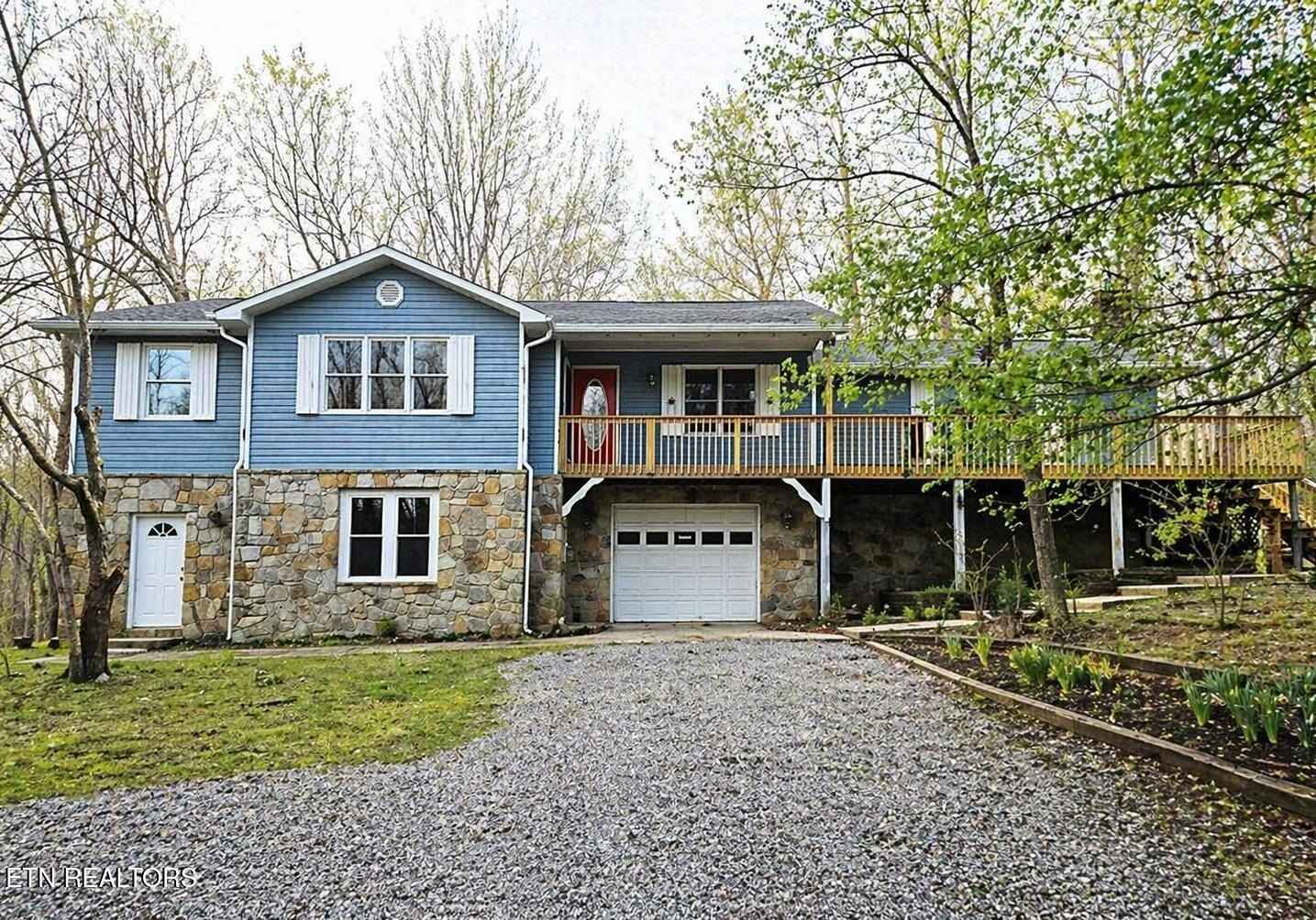 416 Walker Hollow Dr  