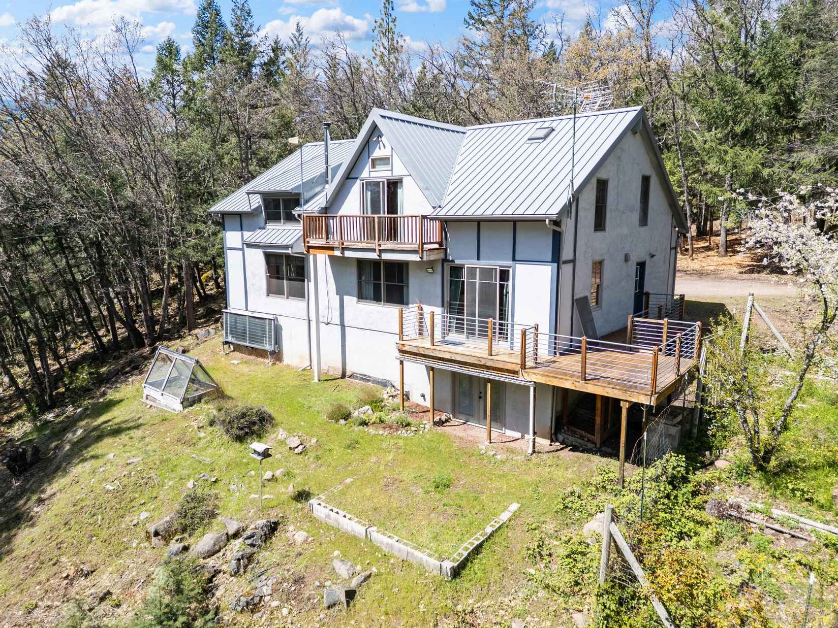 827 Tyler Creek Rd  