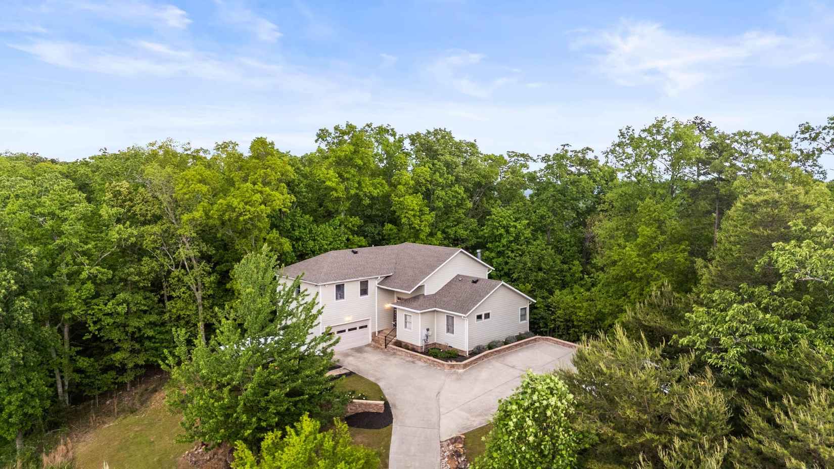 7128 White Oak Valley Rd  