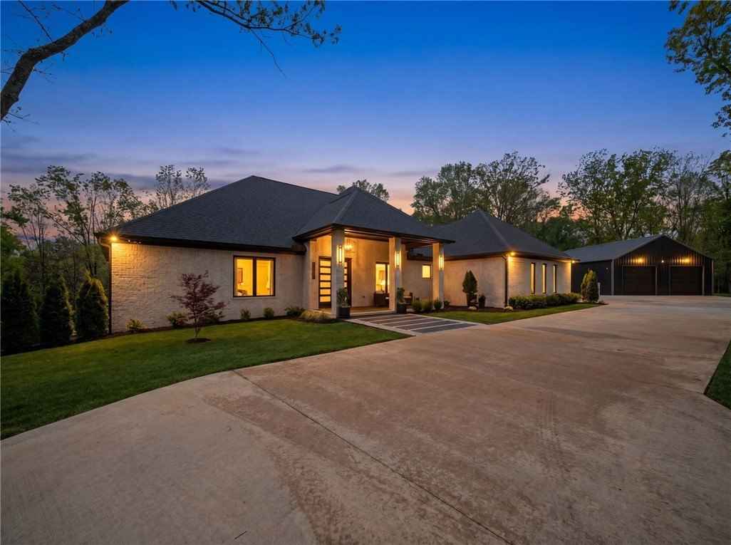 13886 Dartmoor Rd  