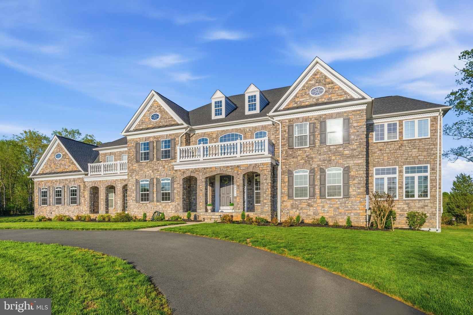 6511 BULL RUN WOODS Trl  