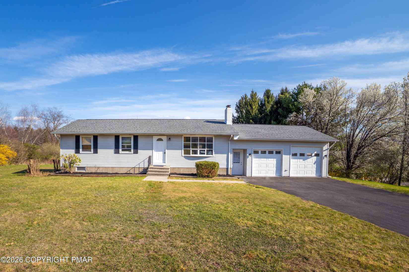1552 Mohawk Ave  