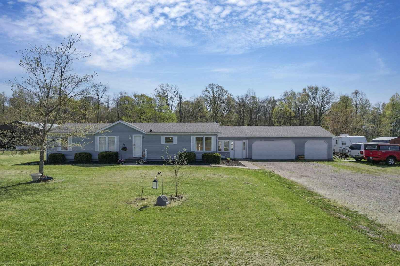 1185 Township Rd 221  