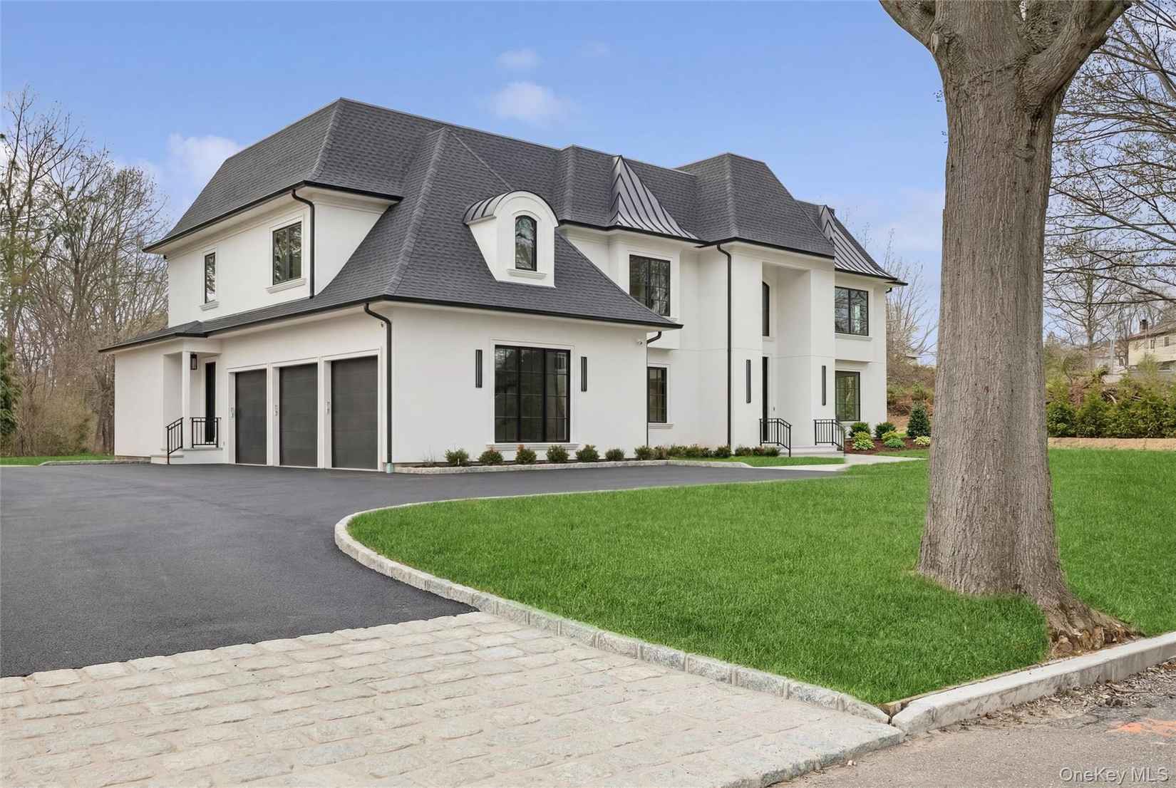 3 Wedgewood Dr  