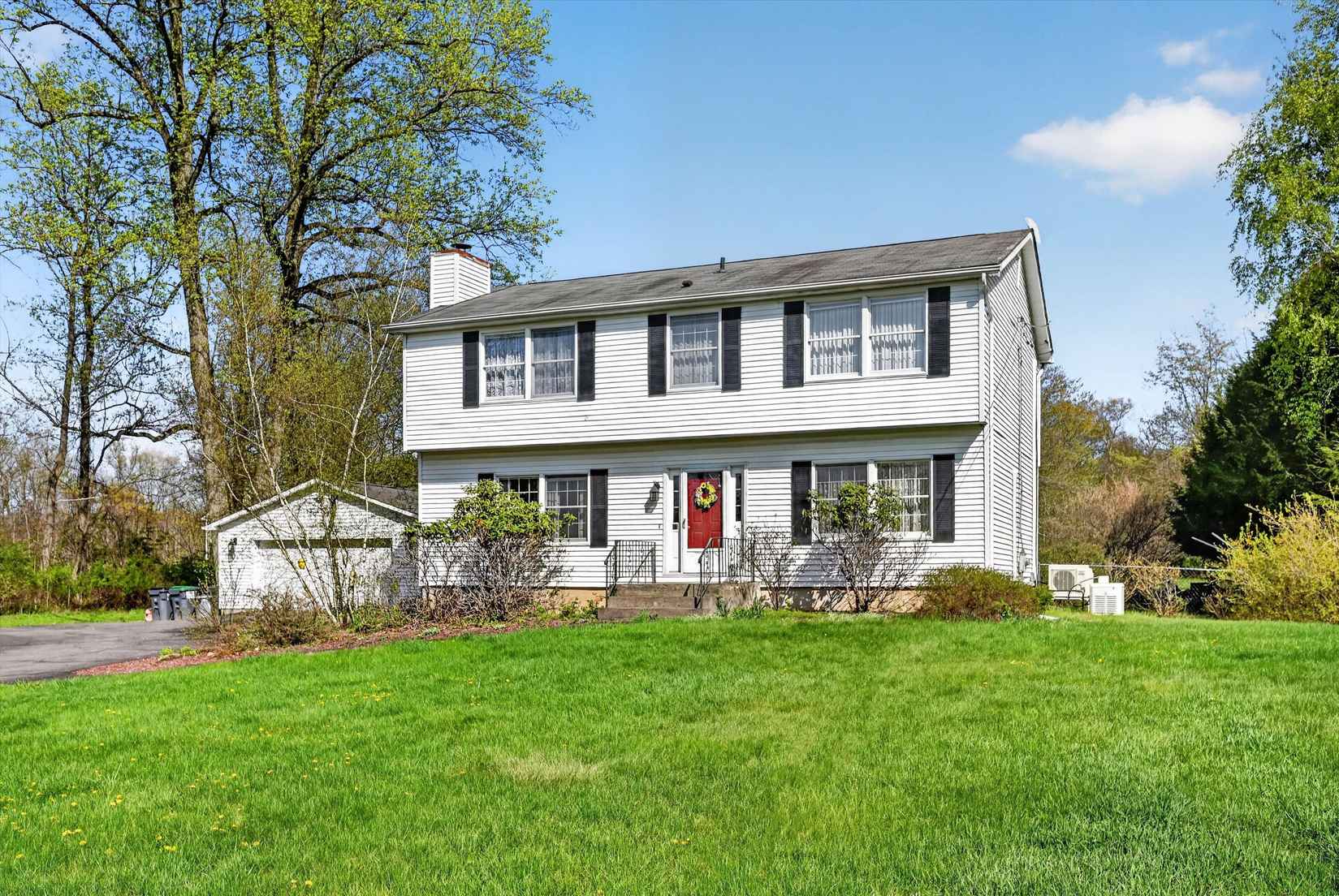 88 Borden Rd  