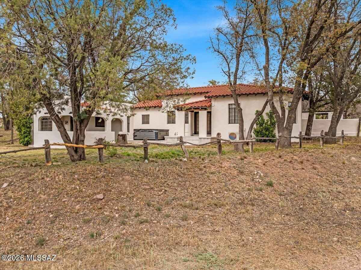 277 290 Canelo Rd  