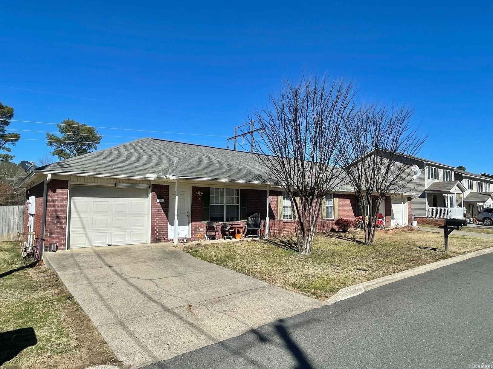 100-107 Calli Ln  