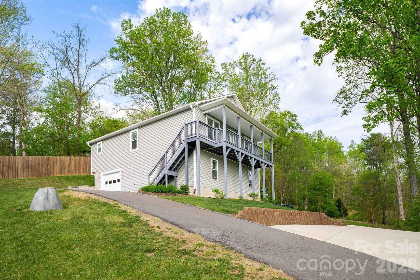 16 Daniel Brooke Dr  