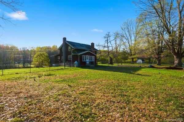 32 Heinsman Ln  