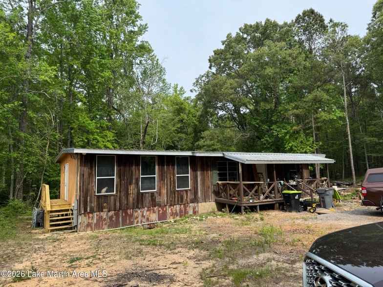 212 Milner Dr  
