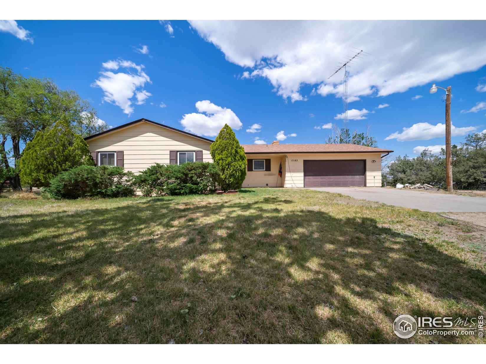 17163 Hwy 71  