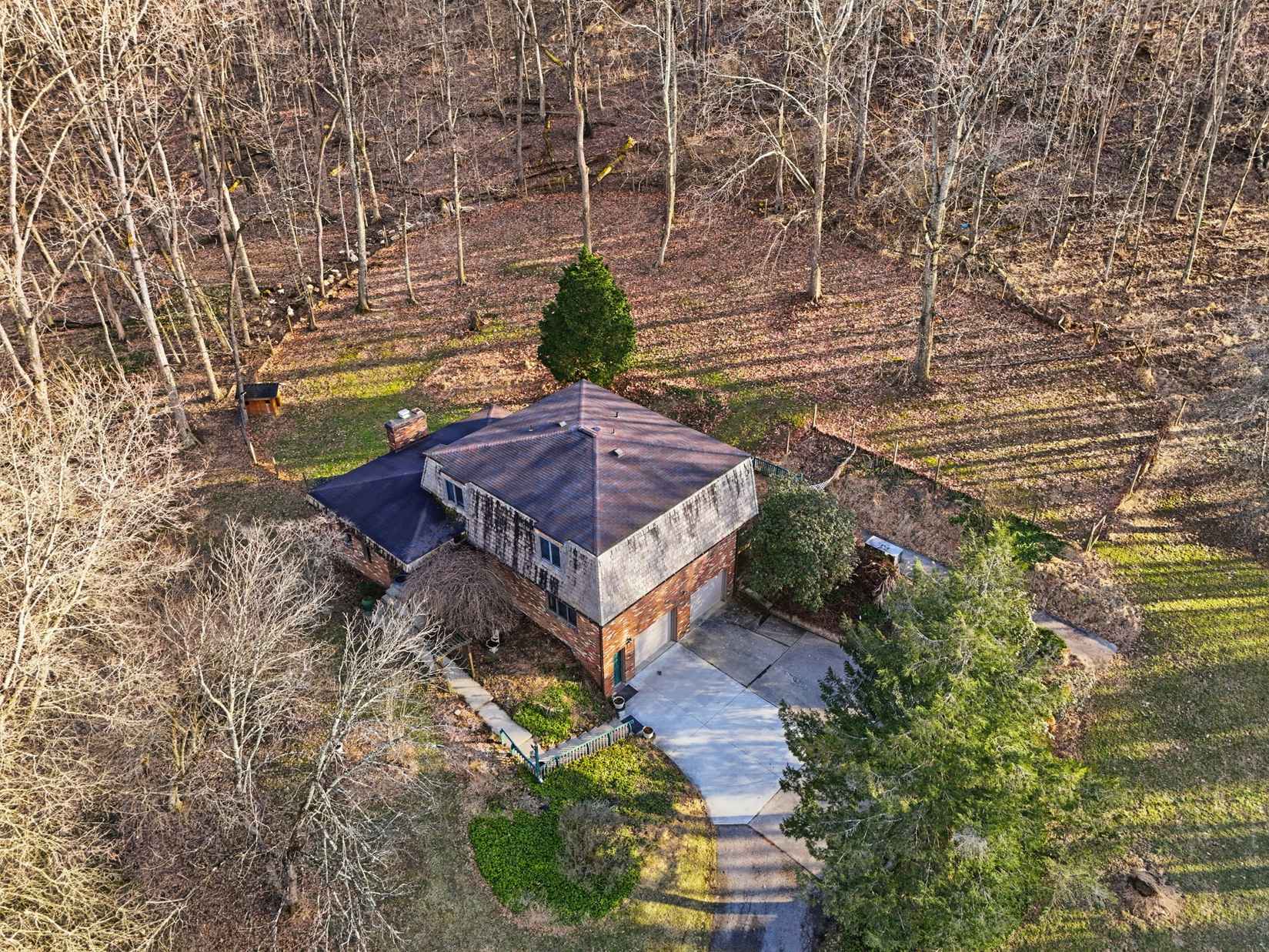 21 West Hillcrest Rd  
