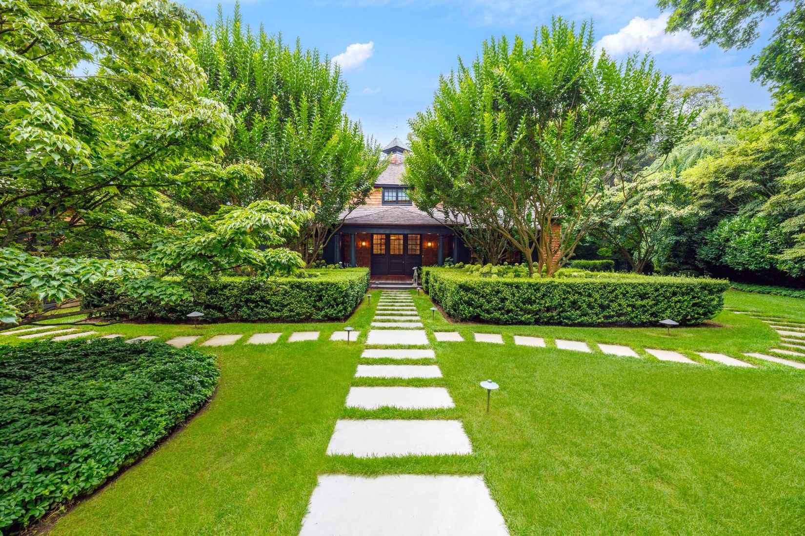19 Georgica Rd  