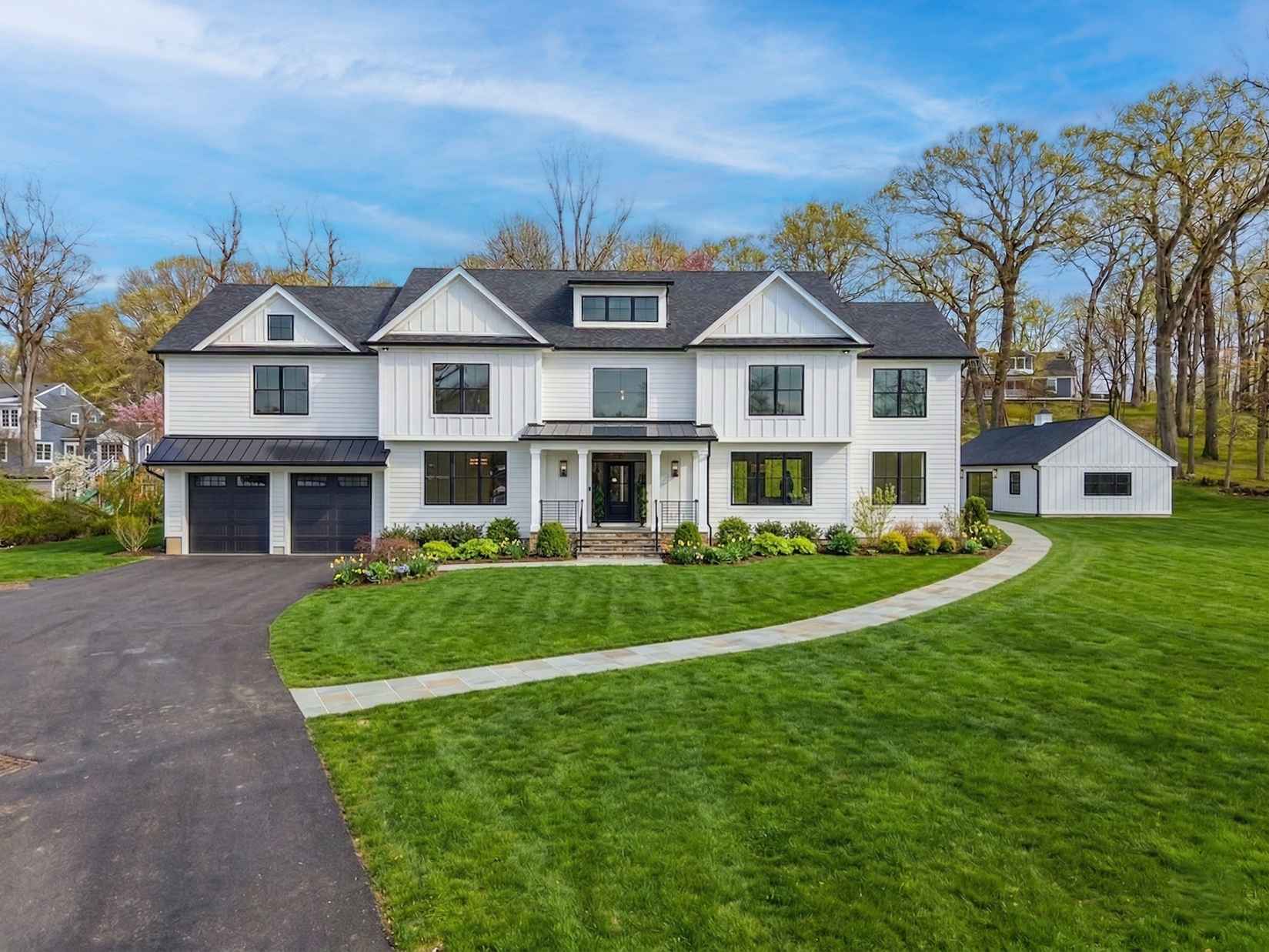 43 Hilltop Ln  