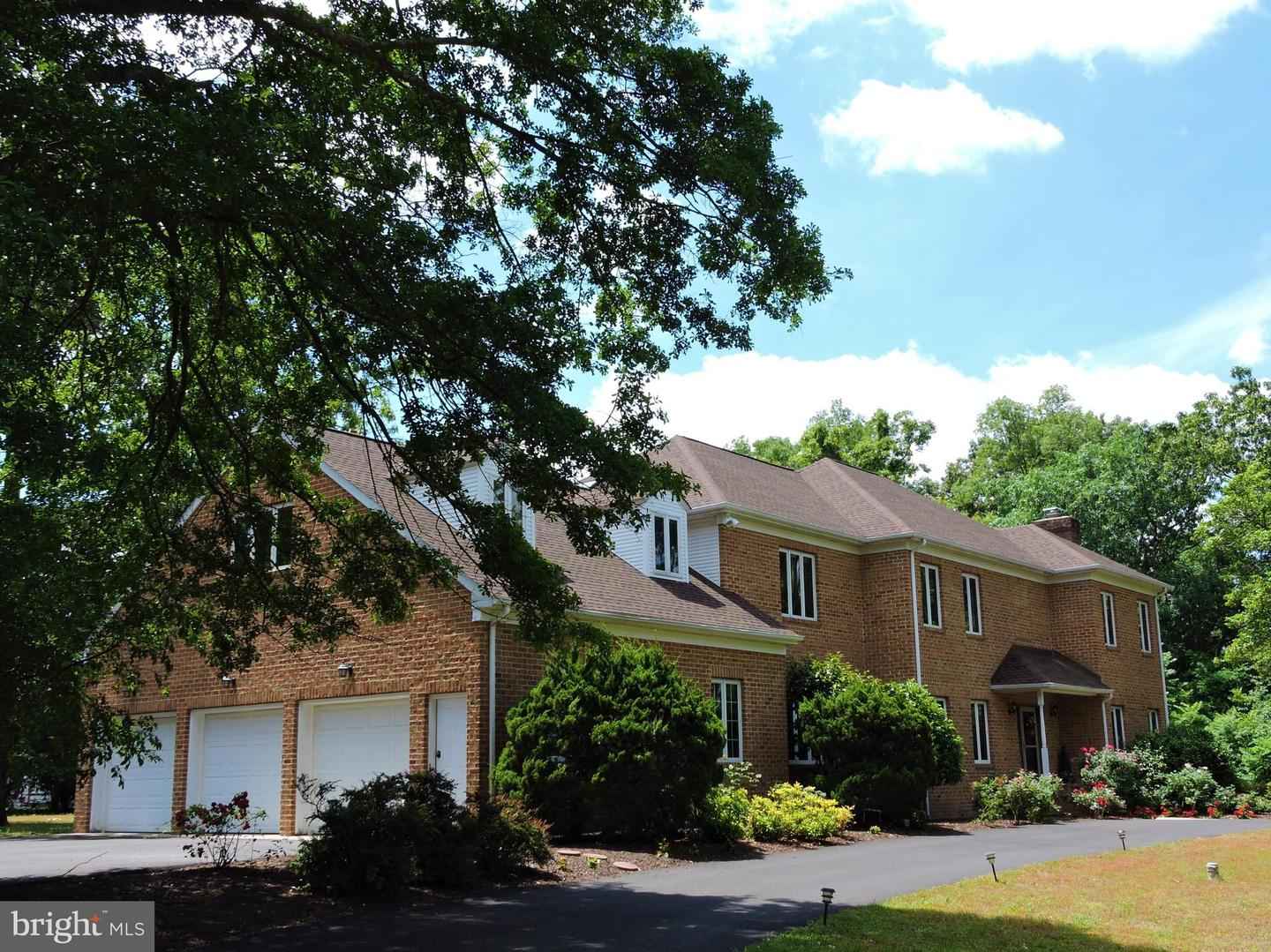 10 Tidewater Dr  