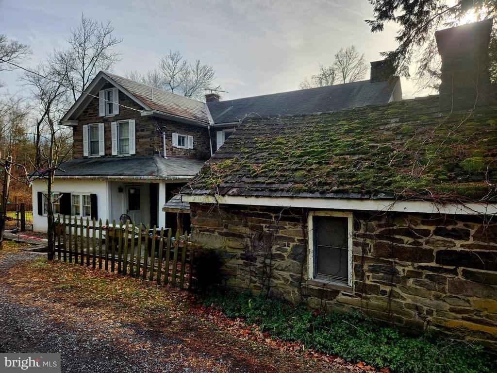 432 Quarry Rd  